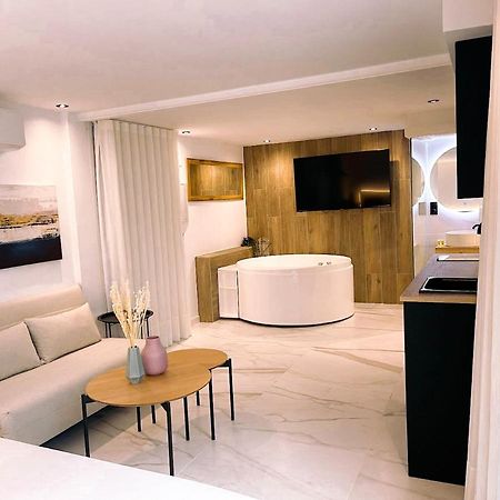 Cordoba Boutique Vv Con Jacuzzi Apartment Exterior photo